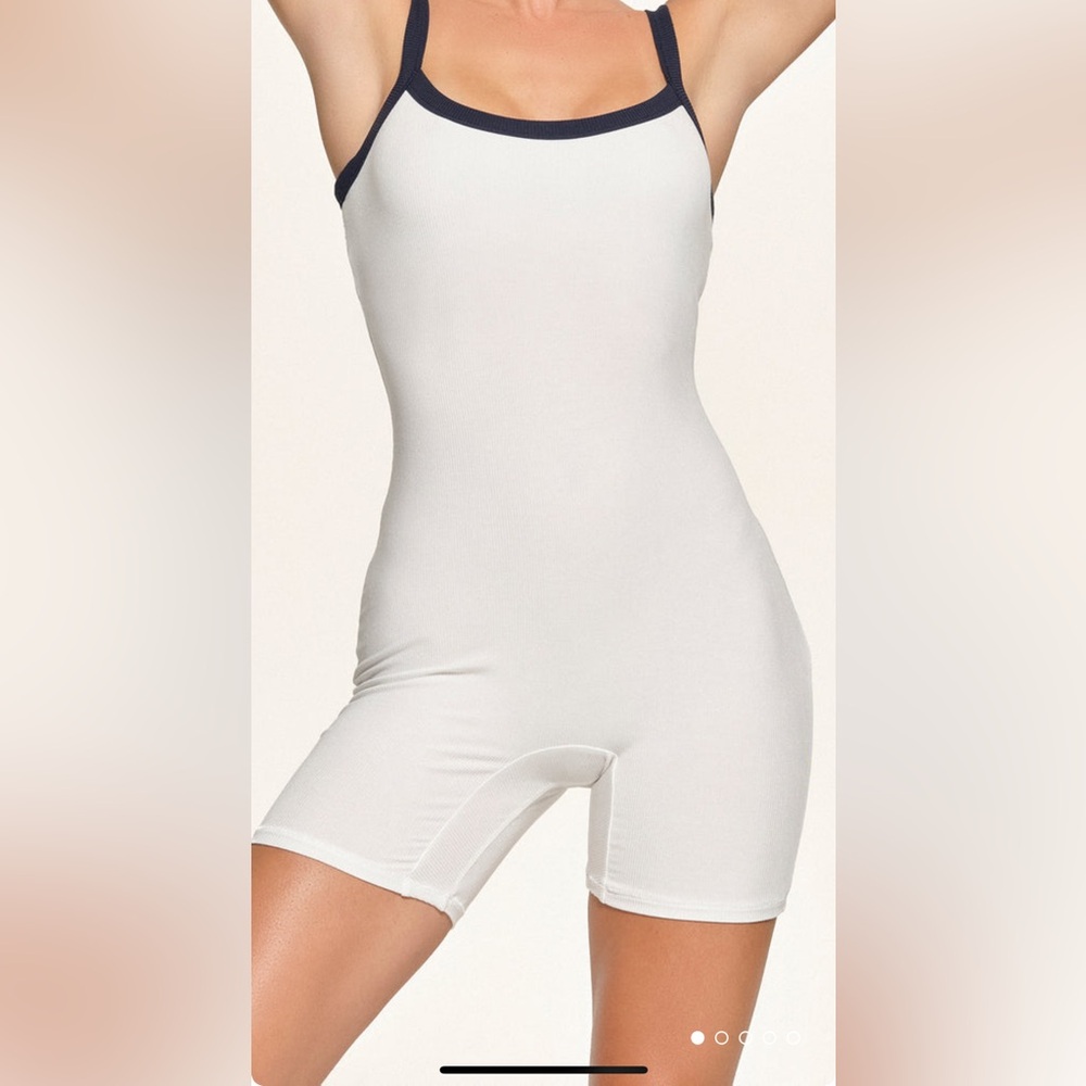 NWT skims soft lounge romper